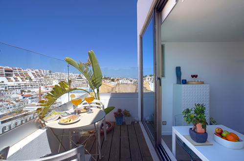 Foto 2 - Appartamento con 1 camera da letto a Albufeira con terrazza e vista mare