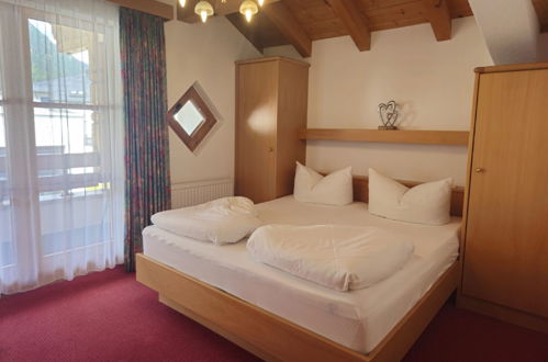 Foto 14 - Appartamento con 1 camera da letto a Ischgl con sauna e vista sulle montagne