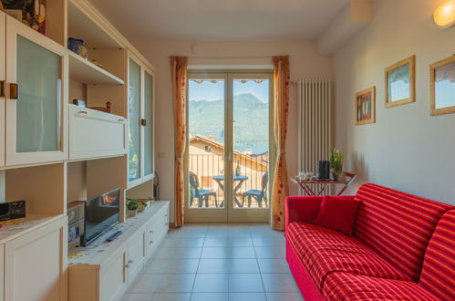 Foto 6 - Apartamento de 2 habitaciones en Gravedona ed Uniti con vistas a la montaña