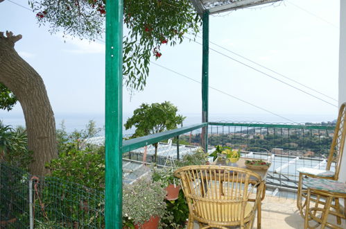 Foto 20 - Casa con 1 camera da letto a Sanremo con giardino e vista mare