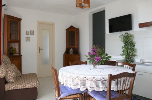 Foto 6 - Casa de 1 habitación en Sanremo con jardín y vistas al mar