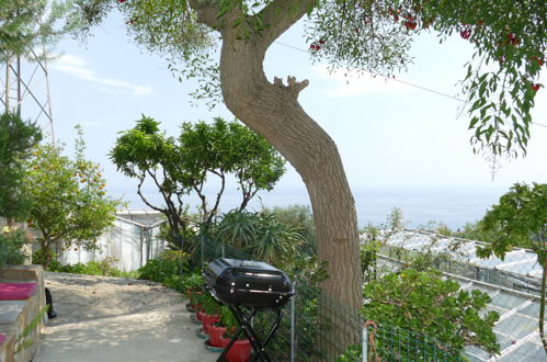 Foto 3 - Casa con 1 camera da letto a Sanremo con giardino e vista mare