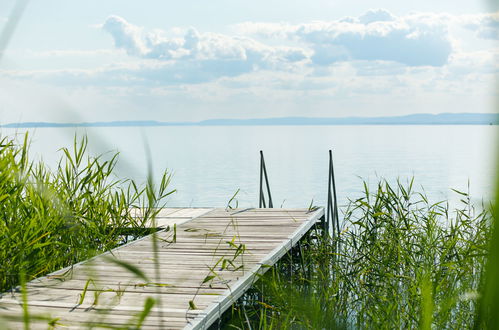 Foto 29 - Casa de 3 quartos em Balatonakarattya com terraço e vista para a montanha