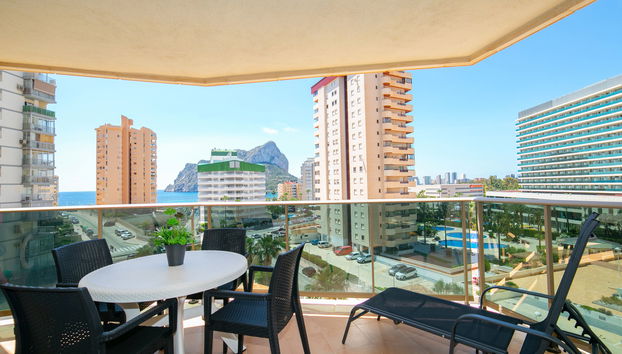 Appartamento con 2 camere da letto a Calp con piscina e terrazza - Foto 2