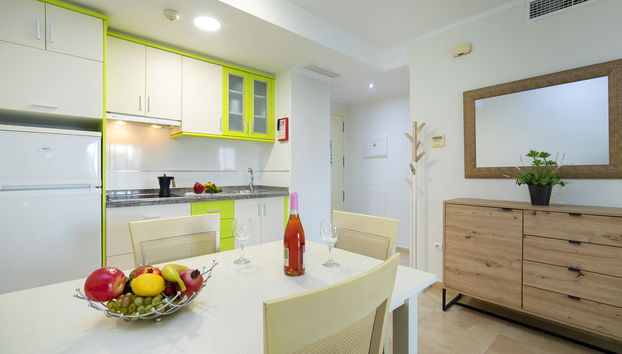 Appartamento con 2 camere da letto a Calp con piscina e terrazza - Foto 4