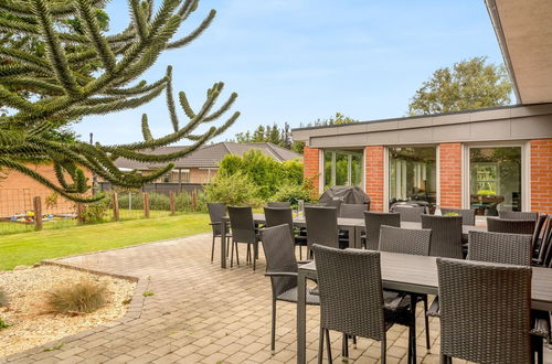 Photo 12 - Maison de 11 chambres à Hadsund avec piscine privée et terrasse