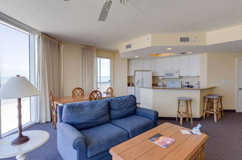 Photo 1 - 2 bedroom Apartment in Fort Myers Beach with swimming pool and sea view