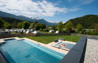 Photo 3 - Maison de 2 chambres à Hermagor-Pressegger See avec piscine et vues sur la montagne