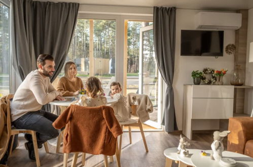 Foto 2 - Casa con 2 camere da letto a Zutendaal con piscina e terrazza