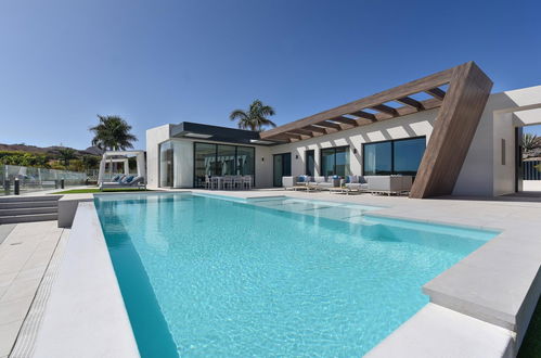 Photo 1 - Maison de 6 chambres à San Bartolomé de Tirajana avec piscine privée et jardin