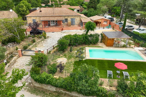 Foto 2 - Appartamento con 2 camere da letto a Saint-Laurent-la-Vernède con piscina e giardino