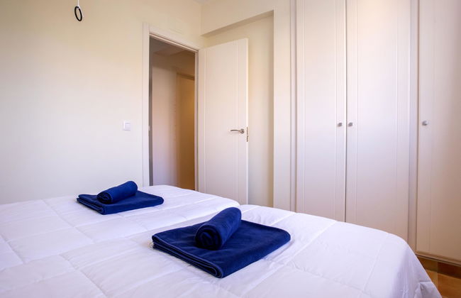 Casa de 6 quartos em Oliva com piscina privada e jardim - Foto 22