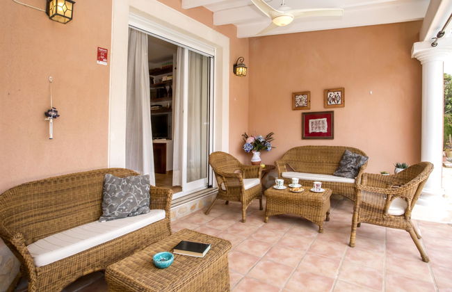 Casa de 6 quartos em Oliva com piscina privada e jardim - Foto 27