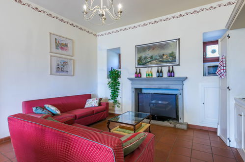 Photo 10 - 5 bedroom House in Vinci with private pool and garden