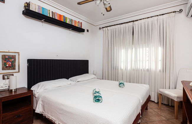 Casa de 5 quartos em Marbella com piscina privada e jardim - Foto 17