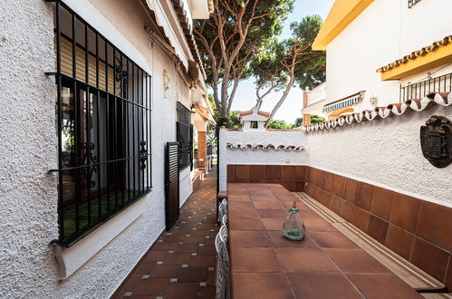 Photo 24 - 4 bedroom House in Marbella with private pool and garden