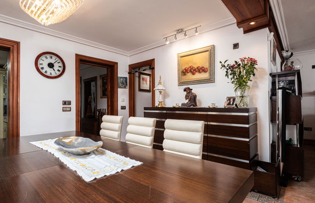 Casa de 5 quartos em Marbella com piscina privada e jardim - Foto 8