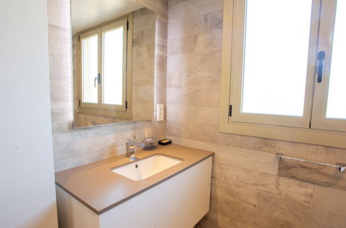 Foto 8 - Apartamento de 3 quartos em Hyères com piscina e jardim