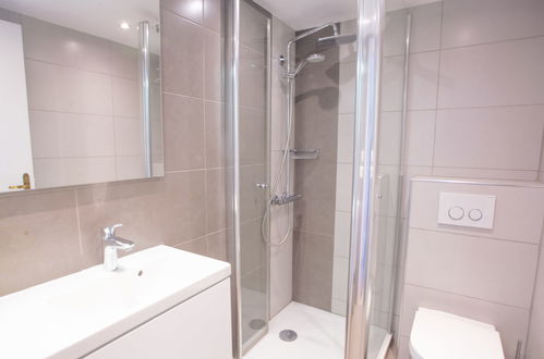 Foto 4 - Apartamento de 3 quartos em Hyères com piscina e jardim