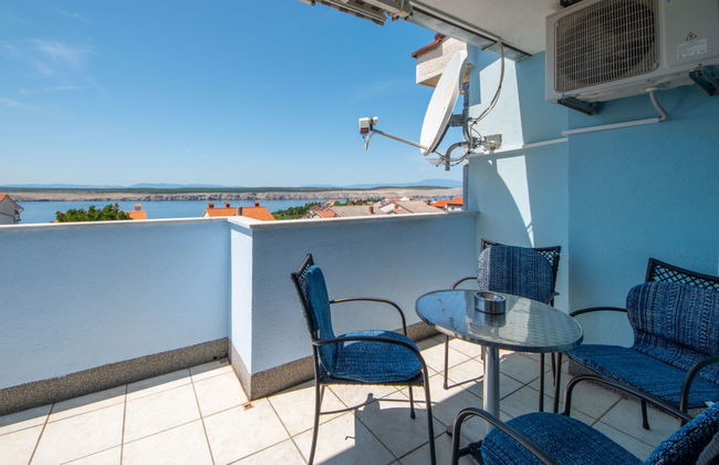 Apartamento de 2 quartos em Crikvenica com terraço - Foto 1