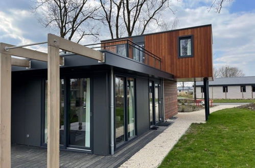 Photo 4 - Maison de 4 chambres à Kaatsheuvel avec piscine et terrasse