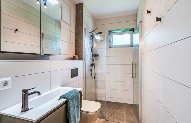 Casa de 4 quartos em Schiefling am Wörthersee com jardim e terraço - Foto 35