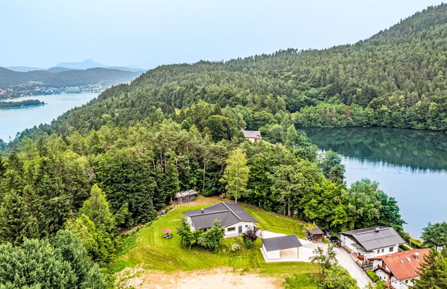 Casa de 4 quartos em Schiefling am Wörthersee com jardim e terraço - Foto 1