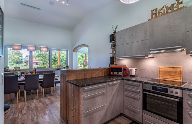 Casa de 4 quartos em Schiefling am Wörthersee com jardim e terraço - Foto 12