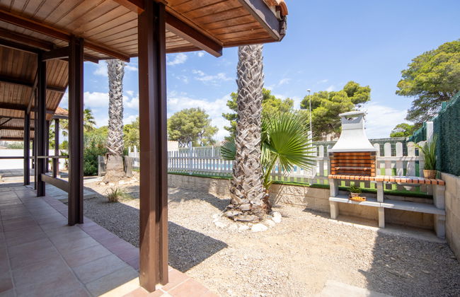 Casa de 3 quartos em Deltebre com piscina privada e jardim - Foto 28