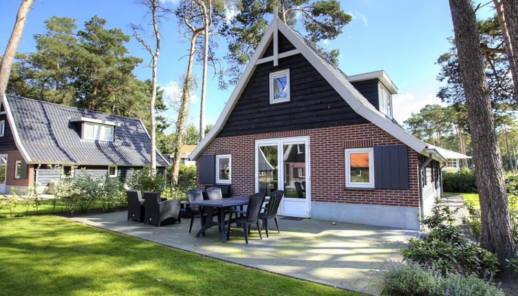 Photo 1 - Maison de 3 chambres à Arnhem avec piscine et jardin