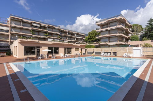 Photo 20 - Appartement de 1 chambre à Sanremo avec piscine et jardin