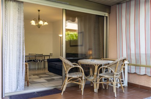 Foto 4 - Appartamento con 1 camera da letto a Sanremo con piscina e vista mare
