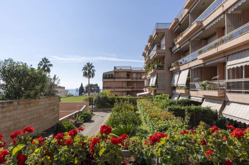 Photo 16 - Apartment in Sanremo with swimming pool and sea view