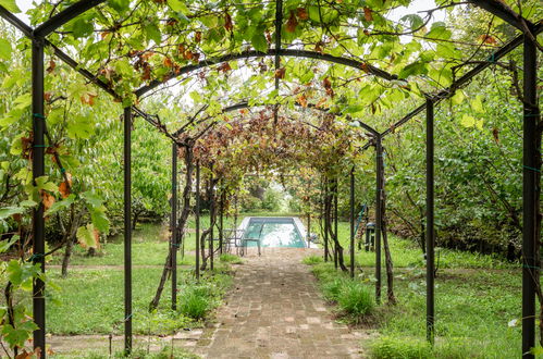 Foto 29 - Casa de 6 quartos em Ottiglio com piscina privada e jardim