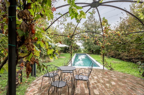 Foto 2 - Haus mit 6 Schlafzimmern in Ottiglio mit privater pool und garten