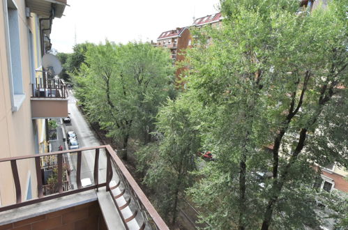 Foto 26 - Apartment mit 2 Schlafzimmern in Mailand