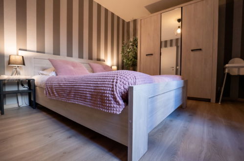 Foto 19 - Appartamento con 2 camere da letto a Blankenberge con vista mare