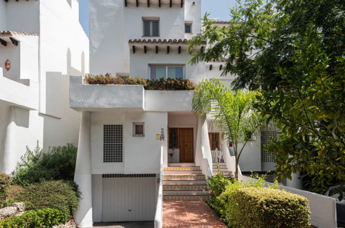 Photo 42 - 4 bedroom House in Estepona with swimming pool and sea view