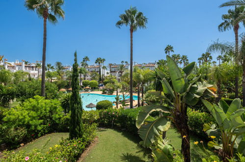 Foto 48 - Casa de 4 quartos em Estepona com piscina e vistas do mar