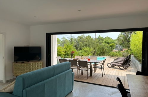 Foto 4 - Apartamento de 4 habitaciones en Sari-Solenzara con piscina privada y vistas al mar
