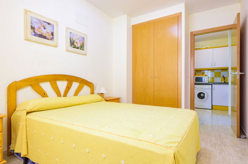 Foto 4 - Appartamento con 2 camere da letto a Oropesa del Mar con piscina e vista mare