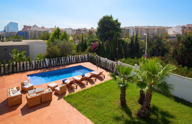 Casa de 6 quartos em Calp com piscina privada e jardim - Foto 5