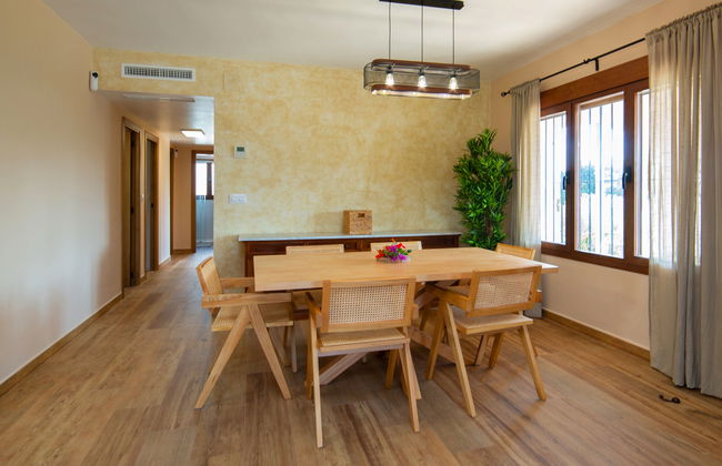 Casa de 6 quartos em Calp com piscina privada e jardim - Foto 7