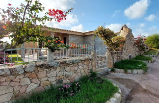 Photo 3 - Maison de 3 chambres à Aglientu avec jardin