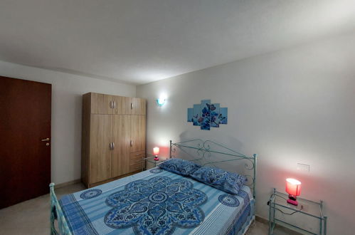 Foto 9 - Casa con 3 camere da letto a Aglientu con vista mare