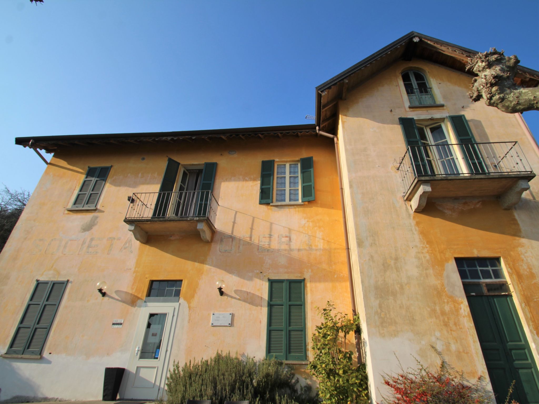 Foto 3 - Appartamento con 1 camera da letto a Ghiffa con giardino e vista sulle montagne