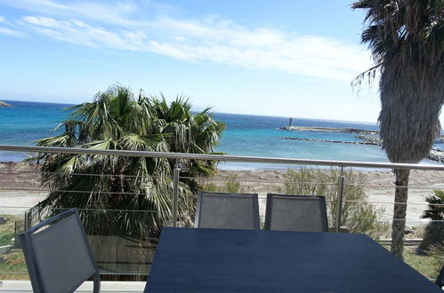 Foto 1 - Apartamento de 2 habitaciones en Rogliano con jardín y vistas al mar