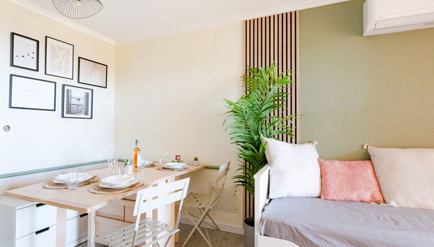 Apartment mit 1 Schlafzimmer in Saint-Raphaël mit schwimmbad und garten - Foto 2