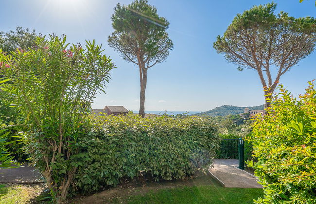 Apartamento de 1 quarto em Saint-Raphaël com piscina e jardim - Foto 18