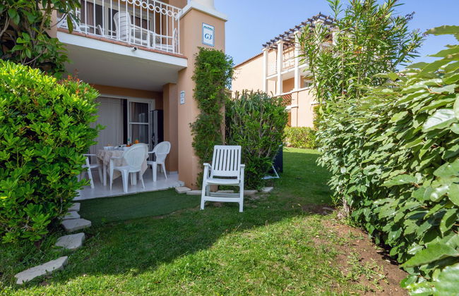 Apartamento de 1 quarto em Saint-Raphaël com piscina e jardim - Foto 17
